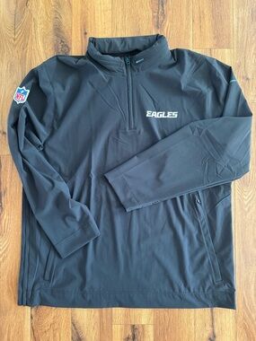 NFL Philadelphia Eagles Nike Black Pullover with hood.